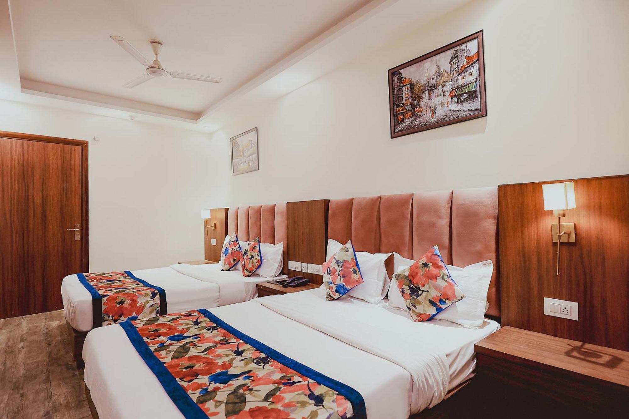 Fabhotel The Kailash Dev - Near Azadpur Metro Hotel